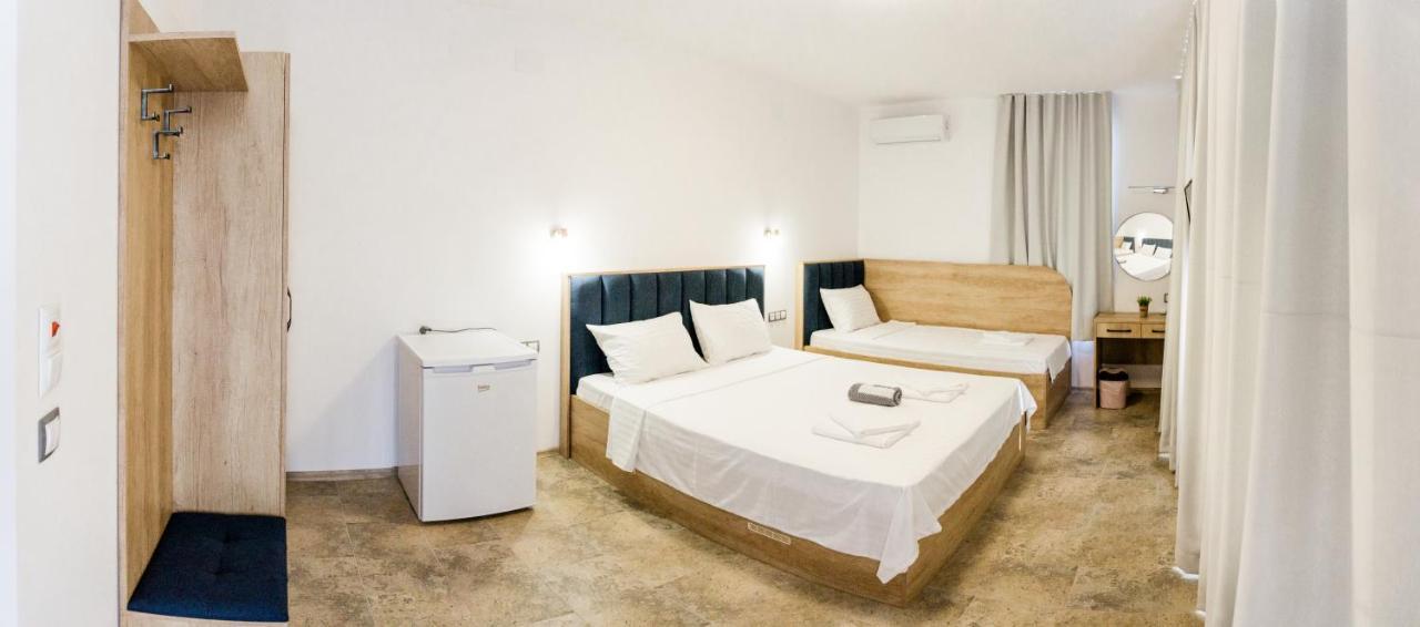Комплекс Радост Hotel Ezerets Exterior photo